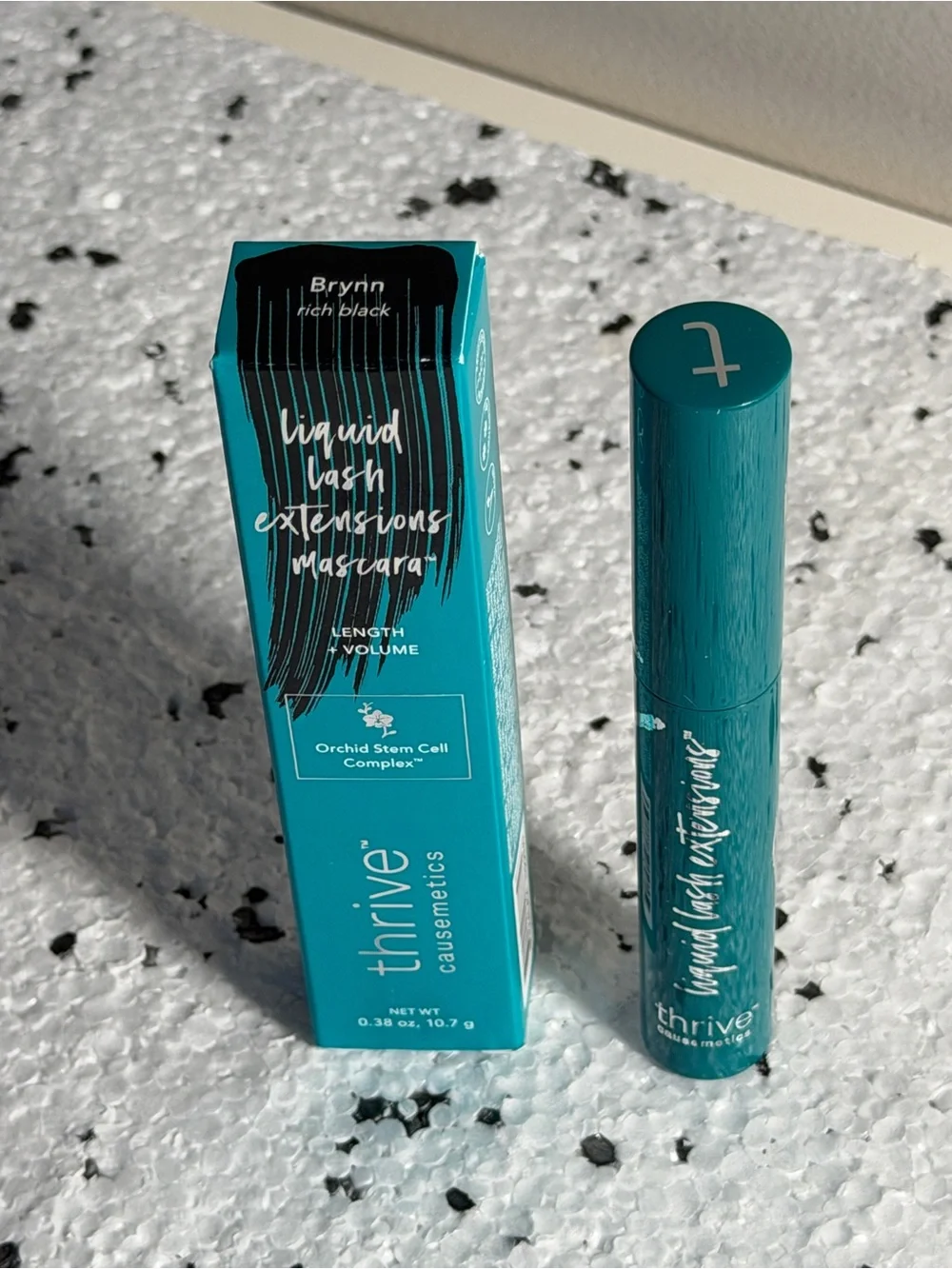 Thrive Causemetics Liquid Lash Extensions Mascara — (Rich Black) NEW